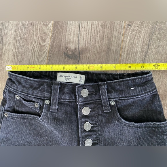 Abercrombie & Fitch “the skinny high rise” curve love, black, raw hem, 5 buttons - Picture 7 of 9